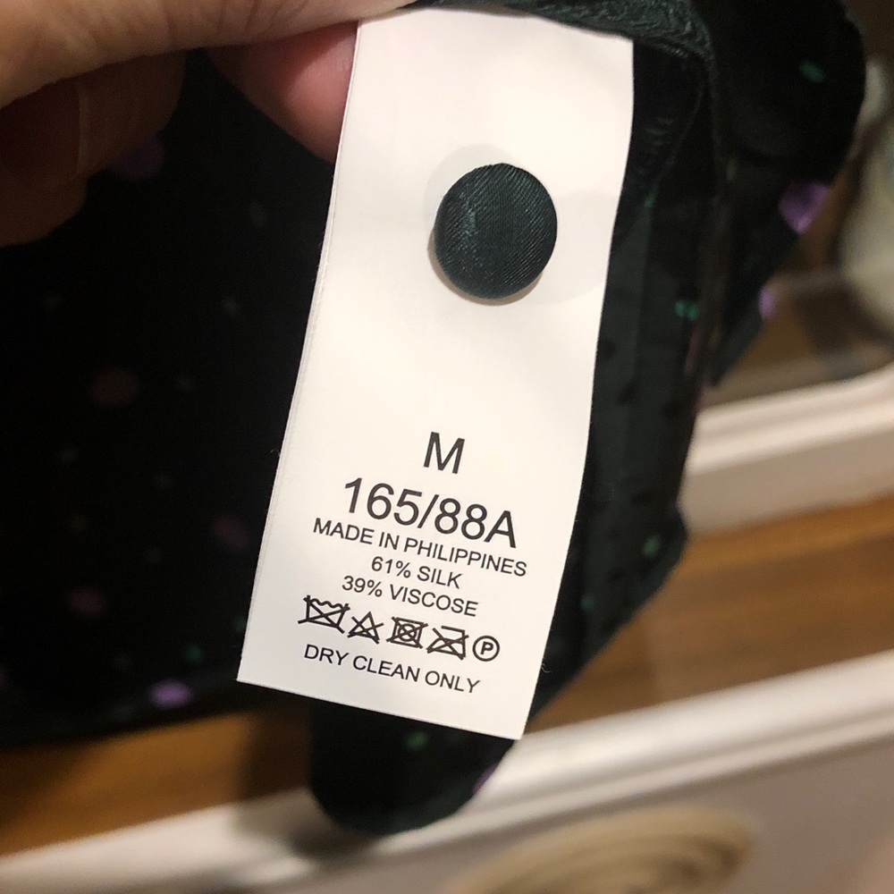 NWOT kate spade Hunter green Sleeveless Polka Dot Top. - Picture 6 of 10